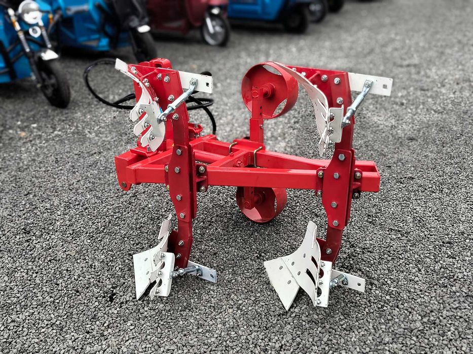 Plug agricol reversibil hidraulic cu 2 trupite nou Agramix