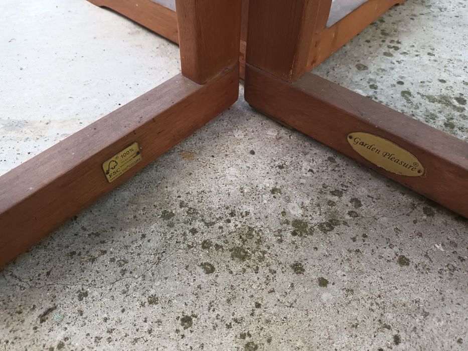 Masa de gradina din lemn masiv