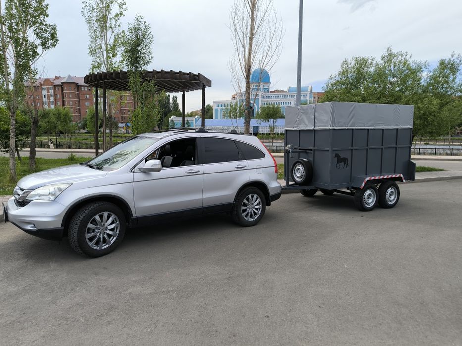 Коневозка Скотовоз  прицеп
