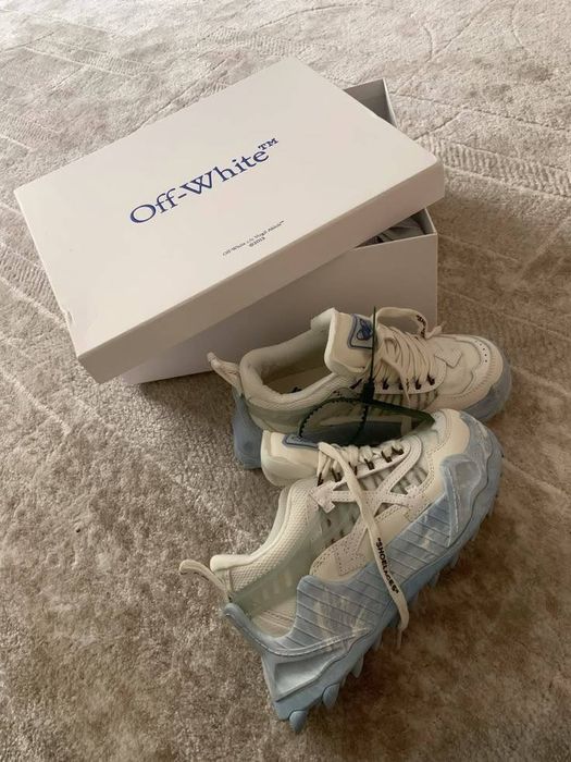 Off white si multe altele