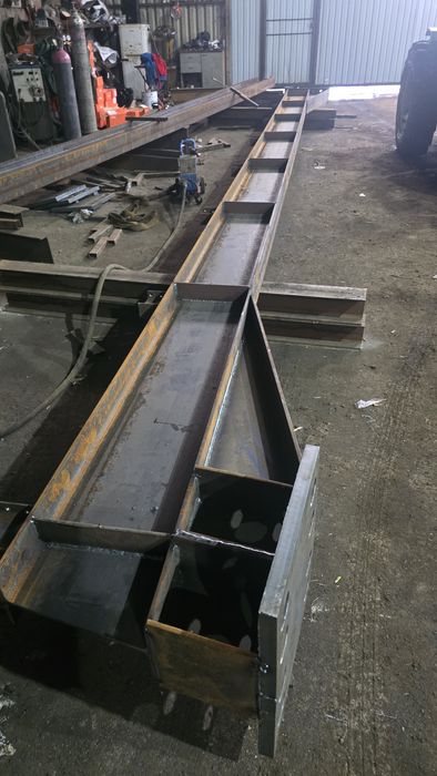 Vand structura metalică complecta hala metalica