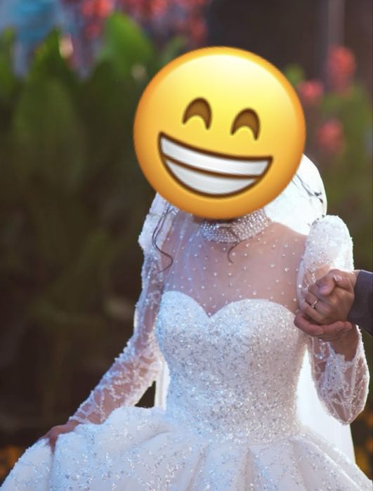 Продам свадебные платья