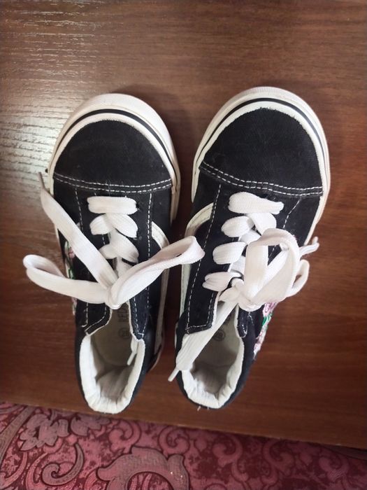 Кеды  28 р от Red Tag