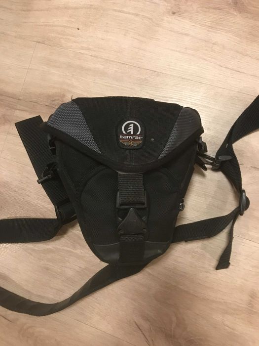 Canon 400D + obiectiv 18-55+2 baterii+cablu date+geanta