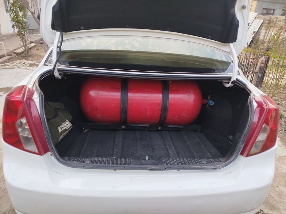 Lacetti 3 Pozitsiya 2009 Metan