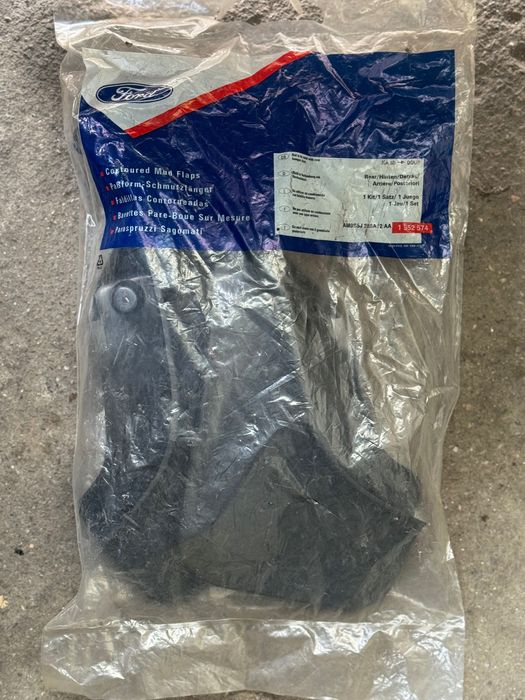 Set bavete noroi spate Ford