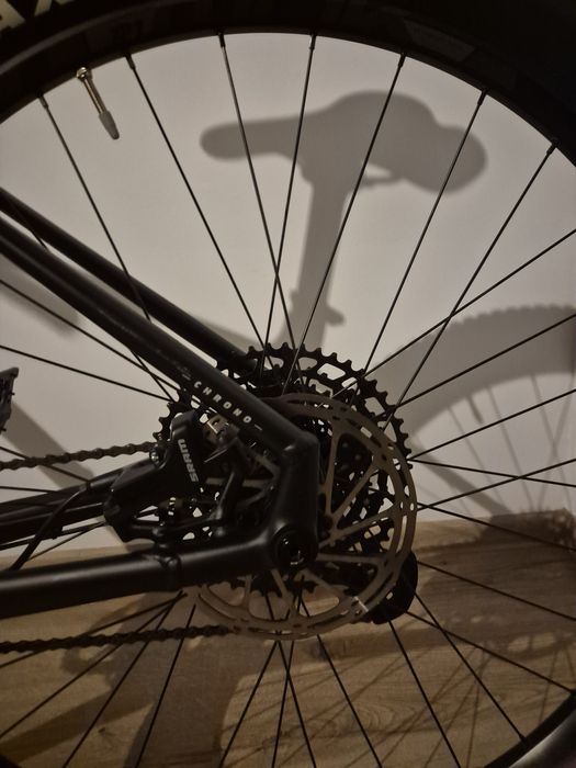 Vând Mondraker model 2023