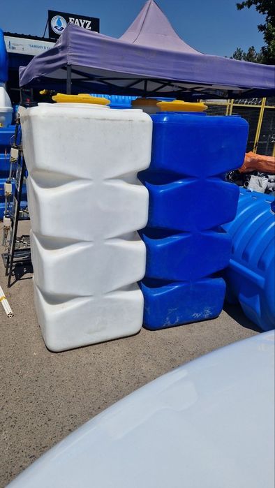 İchimlik suvi uchun bochkalar