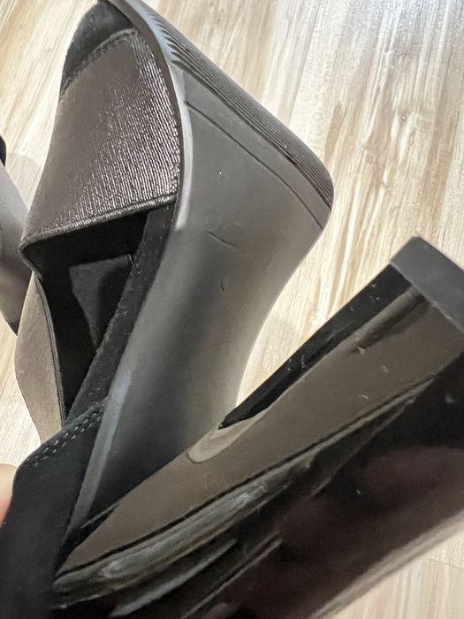 Натуральные замшевые туфли