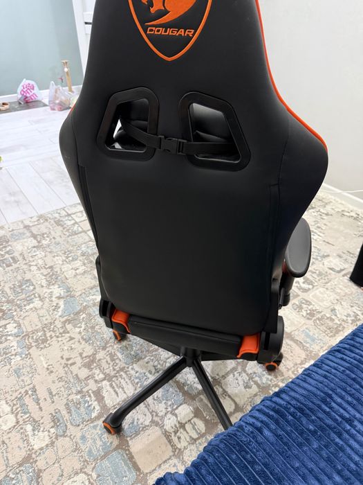 Продам игровое кресло