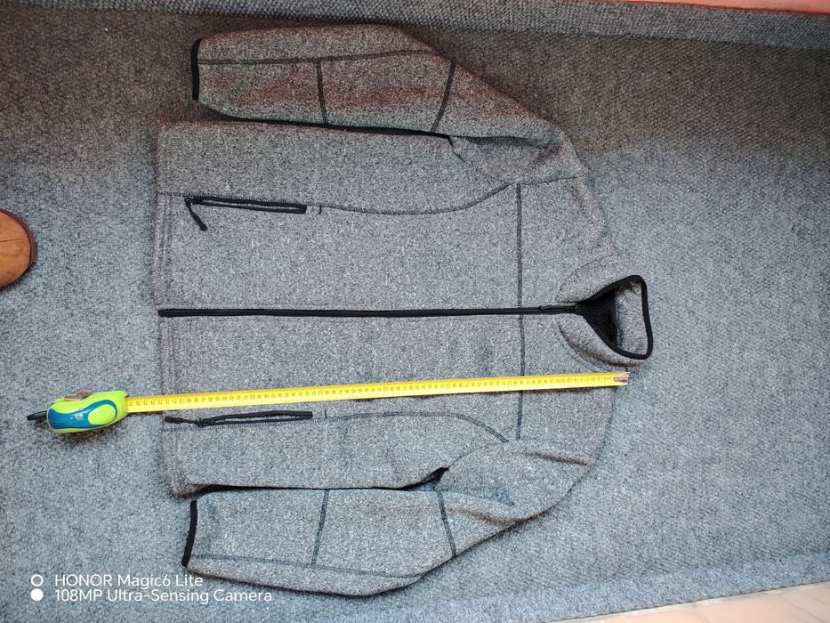 Две  мъжки якета