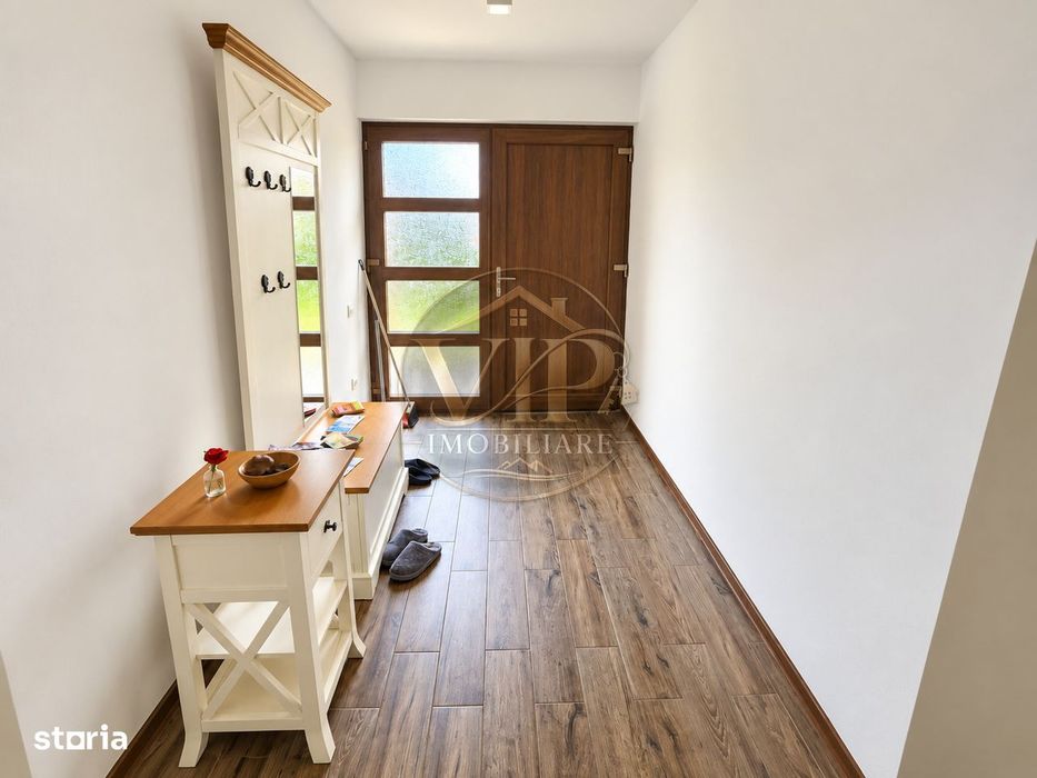 Casa tip duplex  cu 4 camere,210 mp teren,Zona Arex