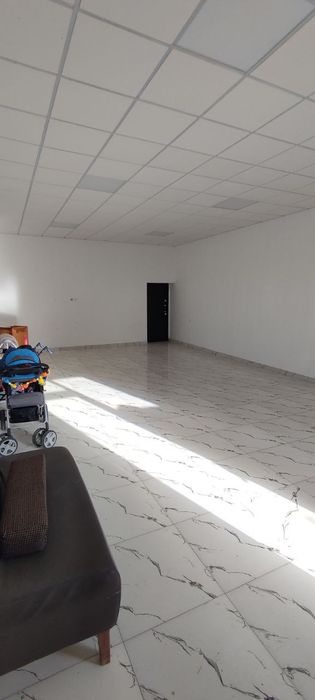 Кибрай тумани Ботаника махалласида 10 сотик ,бино билан сотилади вы