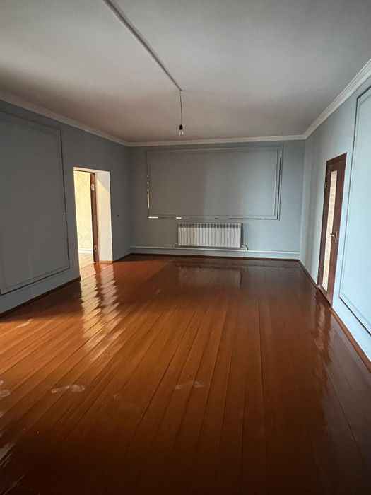 Продам Дом 5 комнат