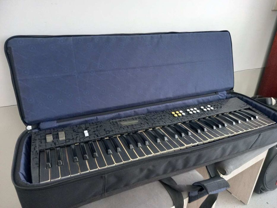 Korg x5 sotladi yoki abmen