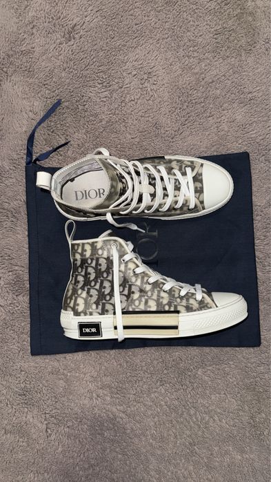 Vand Dior B23 ( mesaj doar pe WHATSAPP )