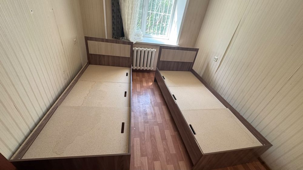 Продам кровати б/у