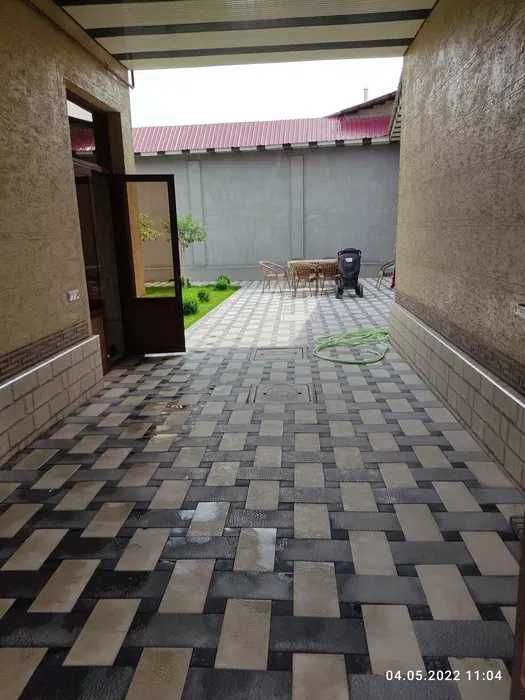 Янги Тош Ми постдан кирганда файзли ховли сотилади. NR494/45