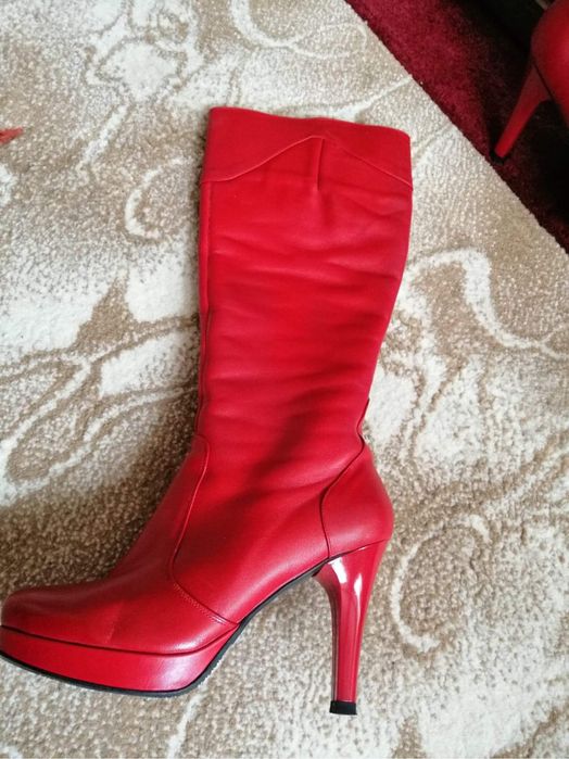 Incaltamine din piele naturala