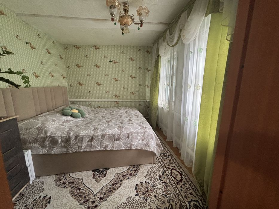 Продается два дома на одном участке -10 сотками