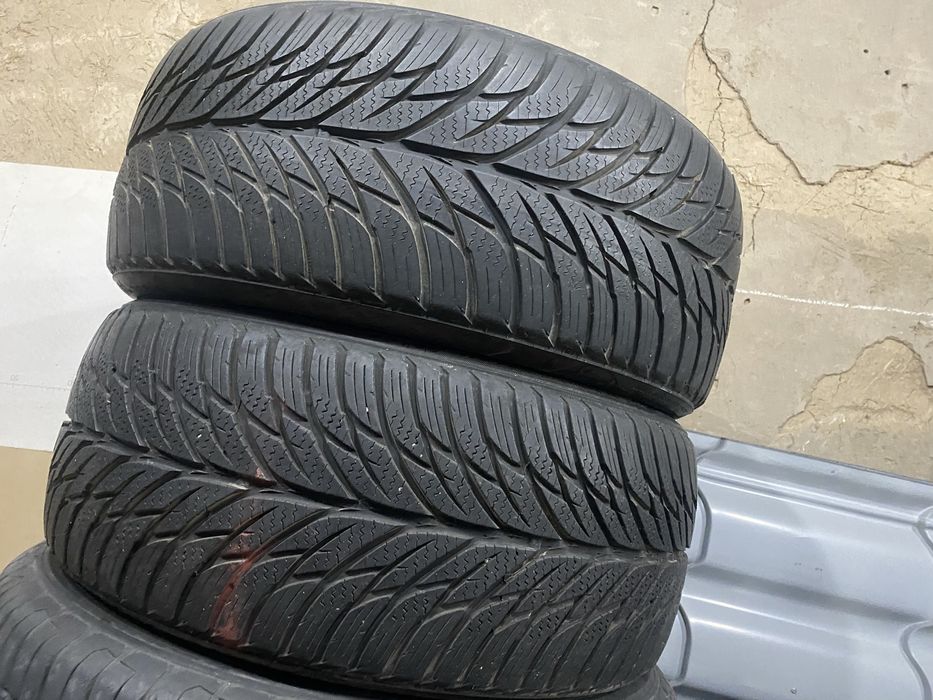 Шины Germany 225/40/18, 2шт