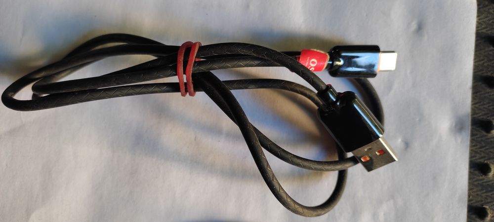 USB и AUX  смотрите на фото