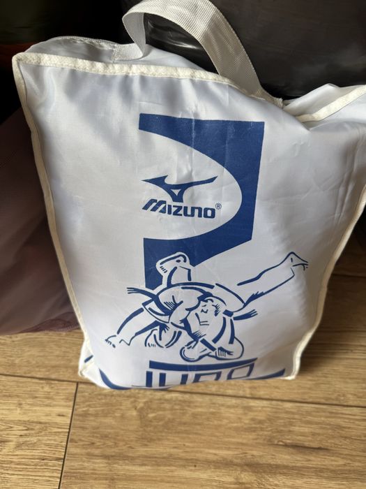 Продам кимоно состояние отличное
