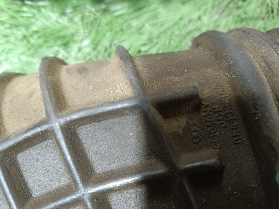 Гофры на систему впрыска Ауди