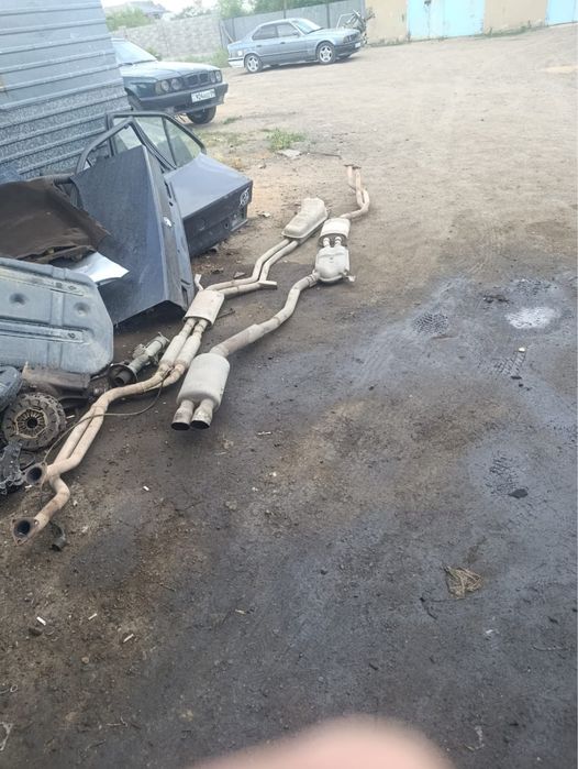 Продается глушитель на BMW