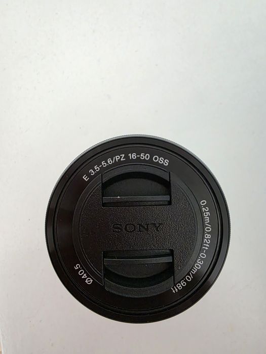 Sony ZV-E10 + 2 обектива (16-50mm и 55-210mm)