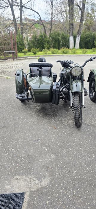 motocicleta cu atasa ural k650  dnepr mt11