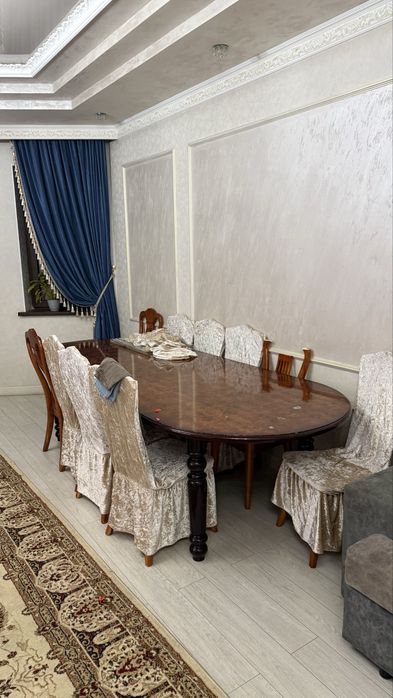 Стол для Зала с 12 стульями