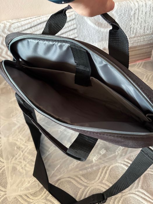 Geantă Laptop ASUS Nereus (16") – Nouă, Originală