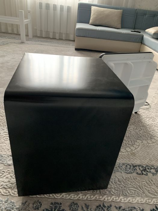 Мини холодильник сотилади