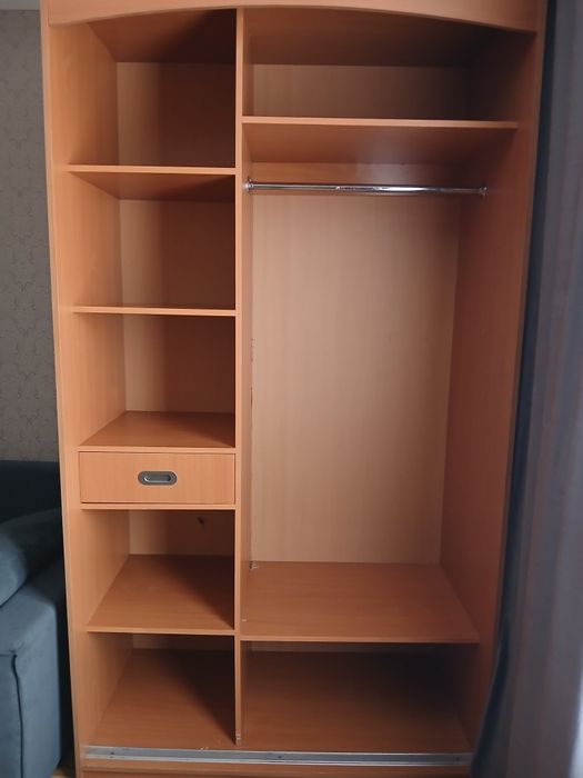 Продается шкаф 13000
