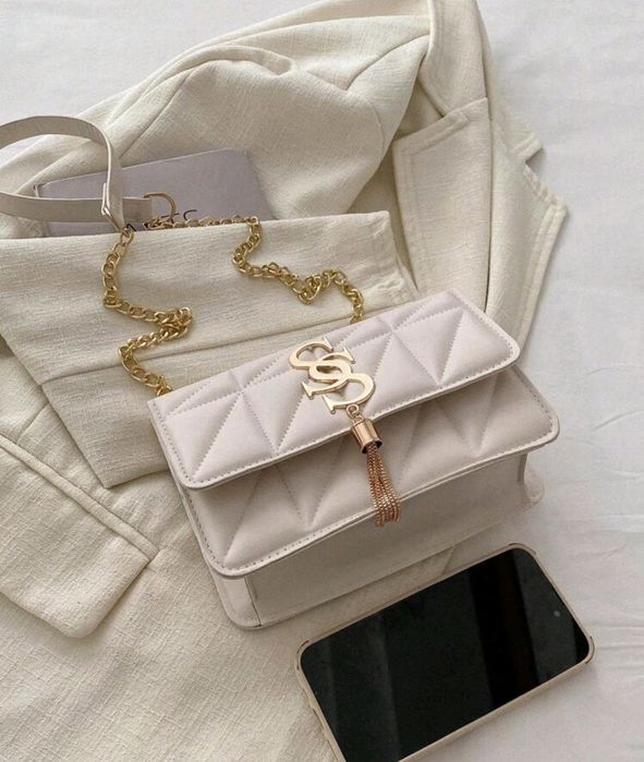 Елегантна дамска чанта