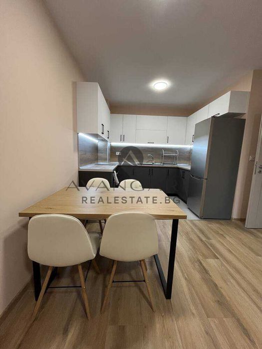 Продава се Двустаен апартамент в Пловдив, Христо Смирненски - 77 кв.м за 2385 €/кв.м - Снимка #2