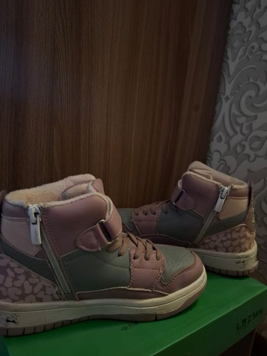 Осень кроссовки на девочку