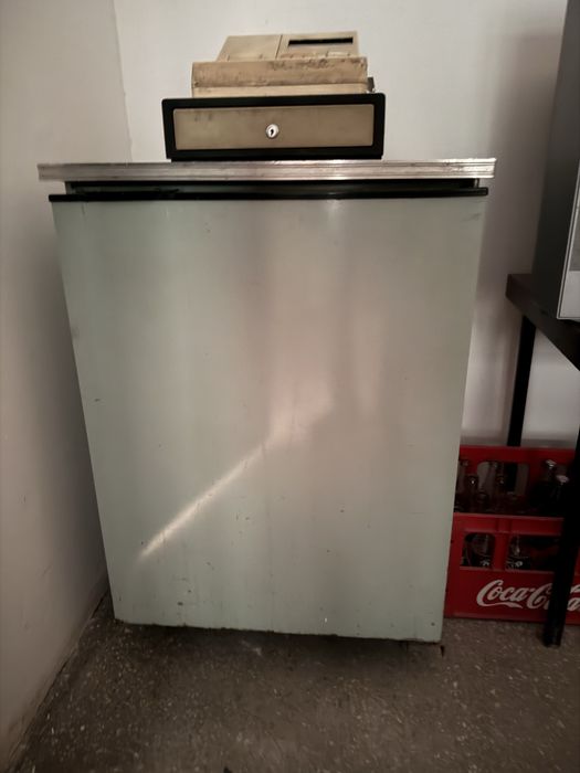 Продаётся Морозилник