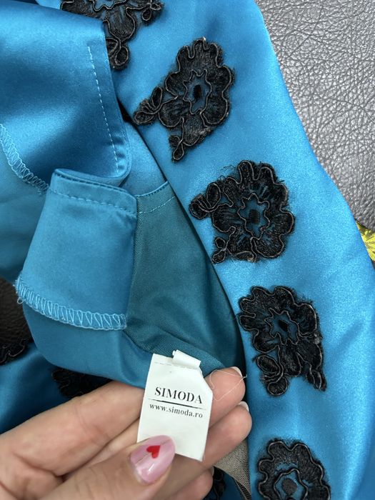 Rochie eleganta fabricata in Romania