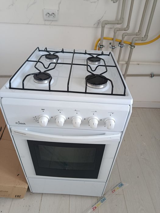 Газ плита и раковина