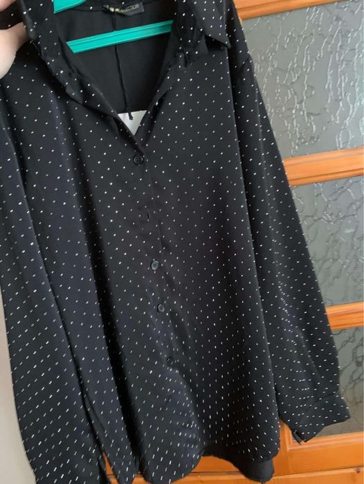 Дамска черна риза с дълъг ръкав с камъни