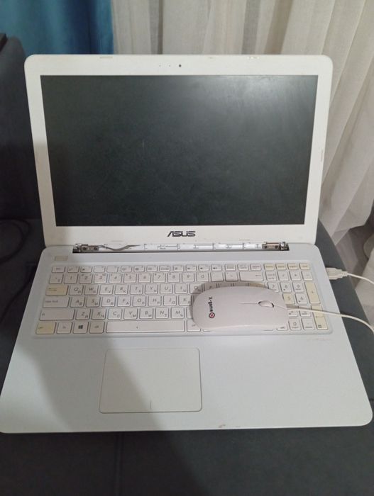 Продам ноутбук ASUS