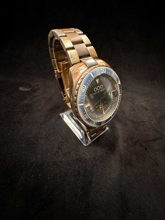 Ceas OOO – Out of Order