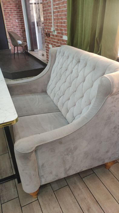 Диван б.у сатылады кафеде колданылган