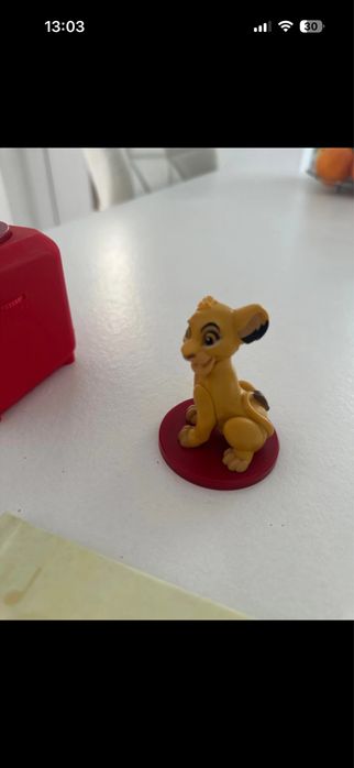 Boxa Disney si 2 figurine audio ( cartile nu sunt incluse)