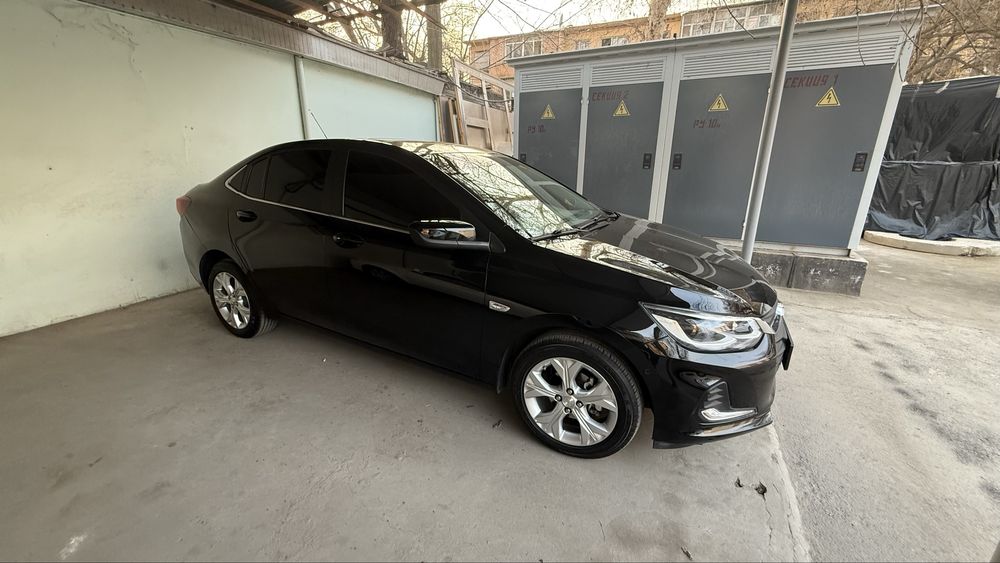 Onix, premier plus 2025