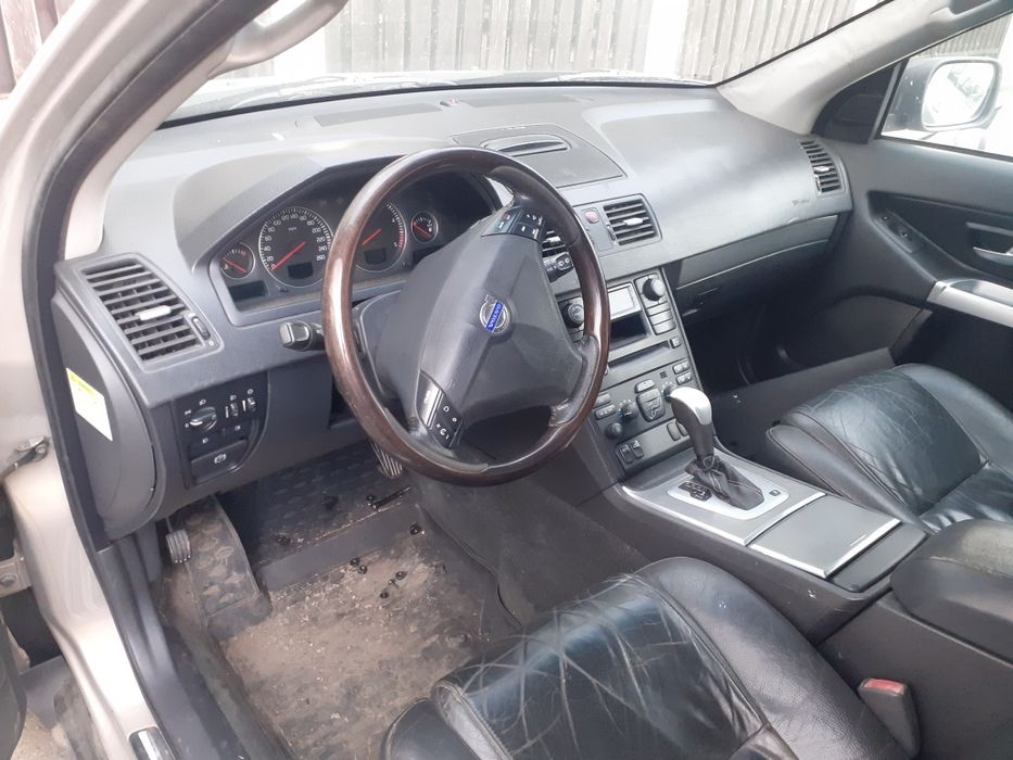 Dezmembrez volvo xc 90 2.4 D5 automat 163 cai