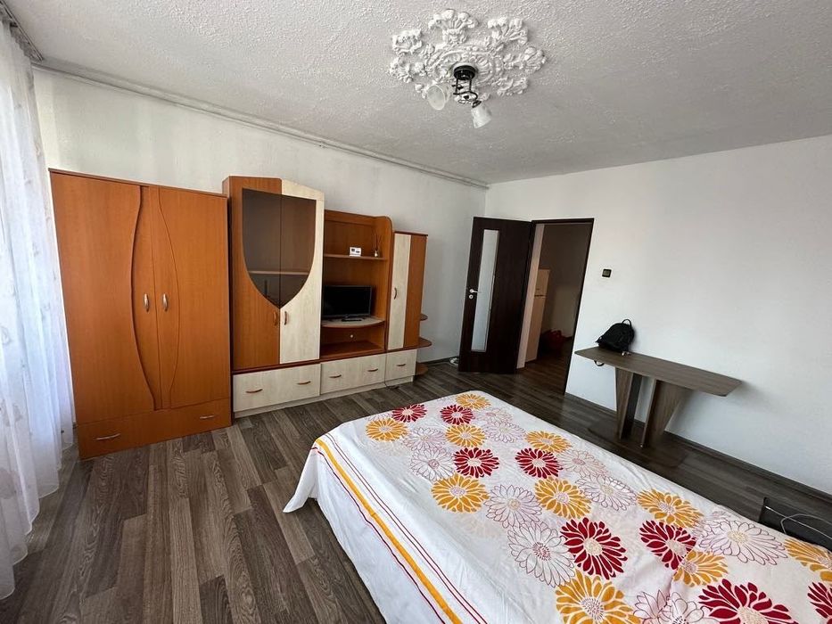 Închiriez garsoniera în Onesti strada  republicii 58 (K-uri)