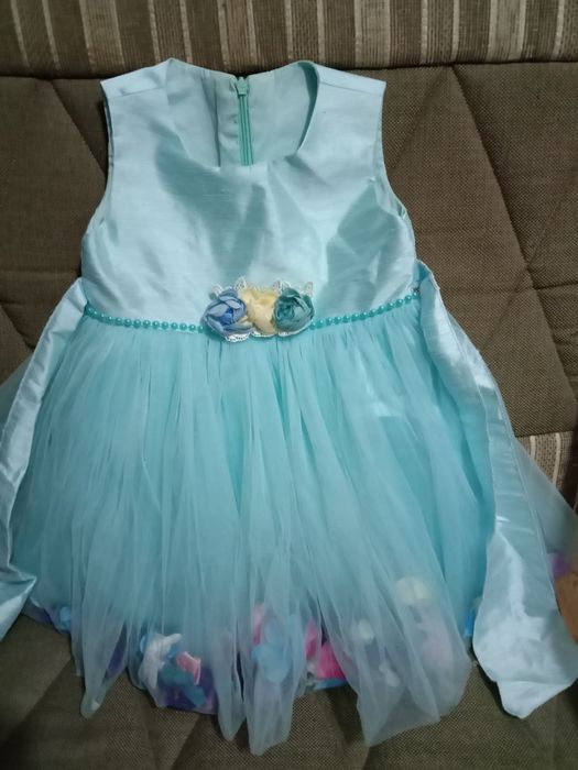 Платья нарядные на девочку